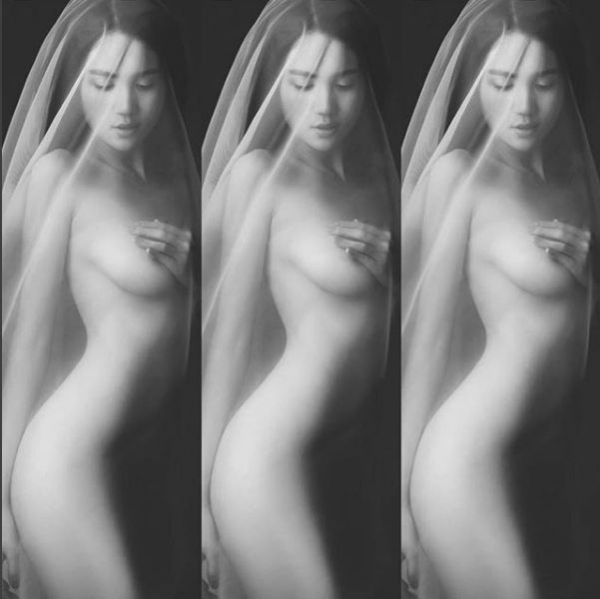 Hình Ngọc Trinh - ảnh nude trùm vải mỏng