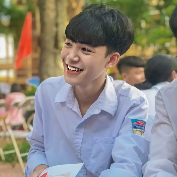 Hình trai đẹp Việt Nam 2k7 cười tươi