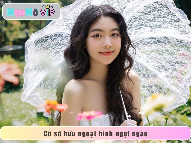 Con gái Quyền Linh Có Ngoại Hình Và Thành Tích Học Tập Rất Tốt
