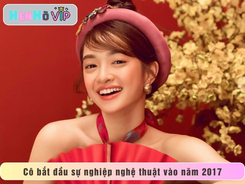 Cô bắt đầu sự nghiệp nghệ thuật vào năm 2017