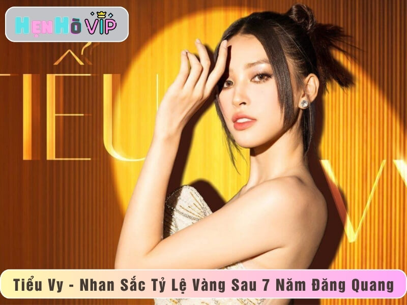 Tiểu Vy – Nhan Sắc “Tỷ Lệ Vàng” Sau 7 Năm Đăng Quang